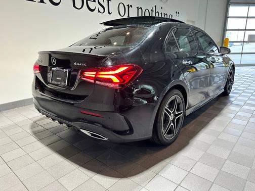 Night Black 2022 Mercedes-Benz A-Class