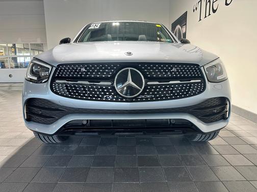 2023 Mercedes-Benz GLC 300 
