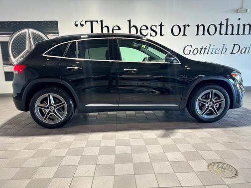 Night Black 2023 Mercedes-Benz GLA 250