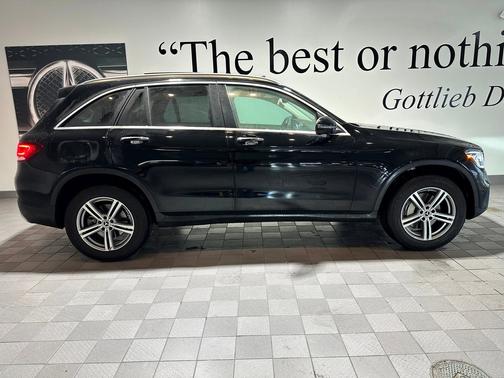 2022 Mercedes-Benz GLC 300 4MATIC