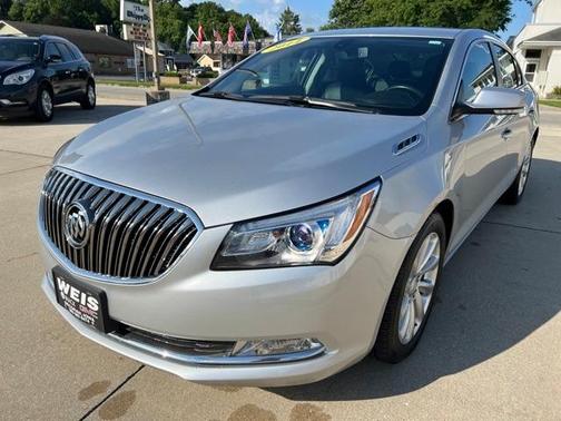 Photo 4 of 29 of 2014 Buick LaCrosse Leather