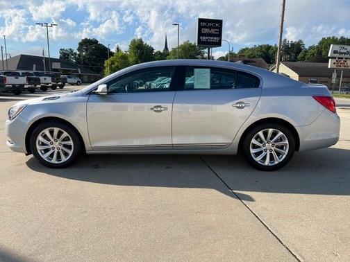 Photo 5 of 29 of 2014 Buick LaCrosse Leather