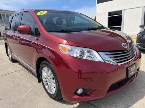 2015 Toyota Sienna XLE