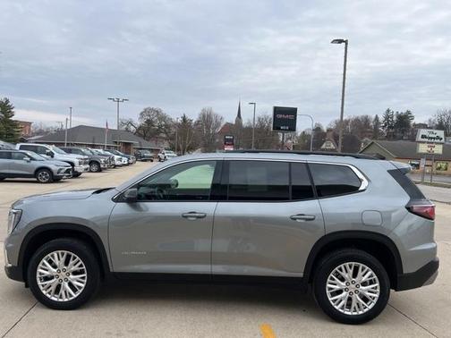 2024 GMC Acadia Elevation