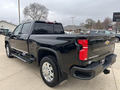 2024 Chevrolet Silverado 3500 High Country
