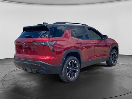 Radiant Red Tintcoat 2026 Chevrolet Equinox AWD RS