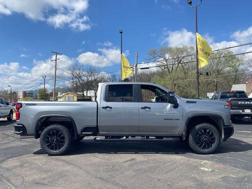 Sterling Gray Metallic 2026 Chevrolet Silverado 2500 LT