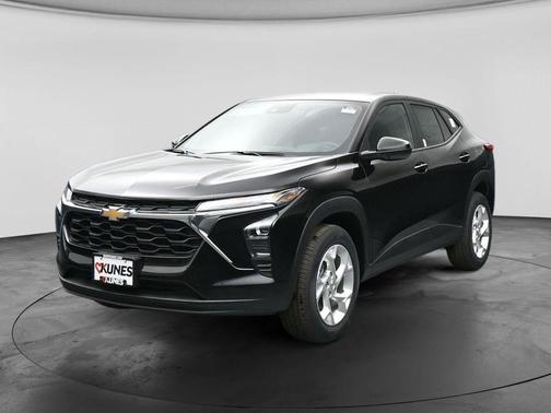 Mosaic Black Metallic 2026 Chevrolet Trax LS