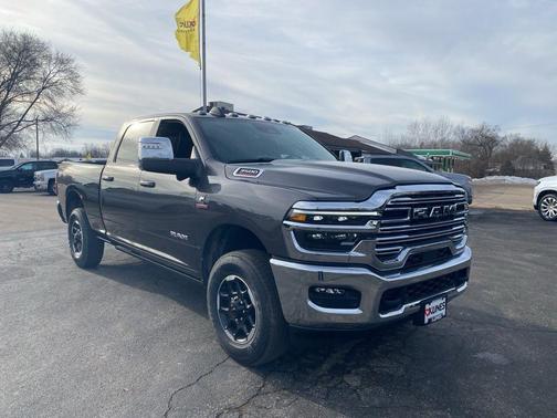 2026 RAM 3500 Laramie Crew Cab 4x4 6'4' Box