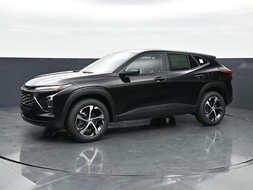 Mosaic Black Metallic 2026 Chevrolet Trax FWD 1RS