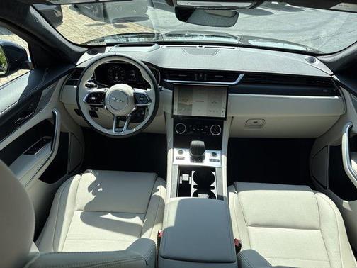 2026 Jaguar F-PACE P400 R-Dynamic S