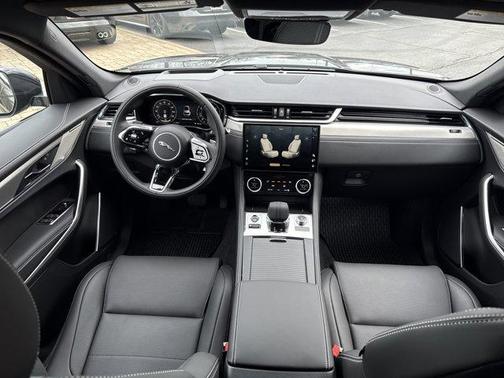 2026 Jaguar F-PACE P400 R-Dynamic S