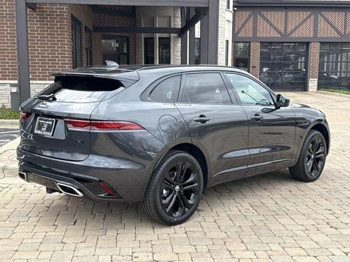 2026 Jaguar F-PACE P400 R-Dynamic S