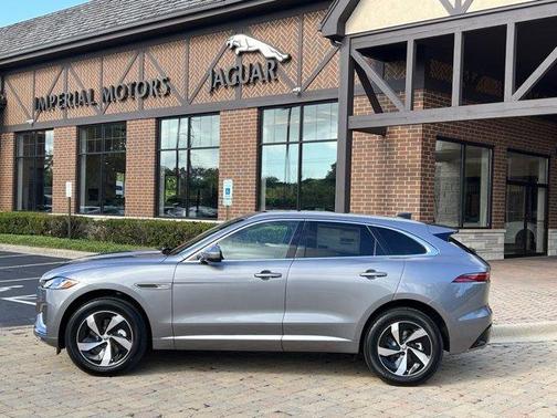 2024 Jaguar F-PACE P250 R-Dynamic S