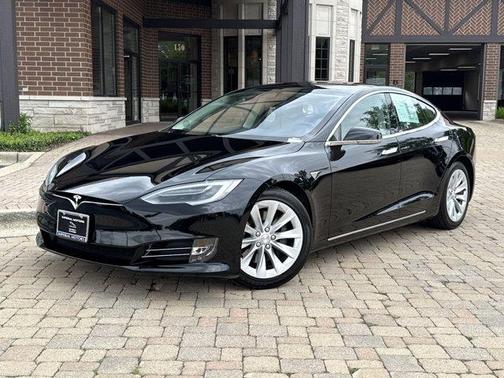 2017 Tesla Model S 90D