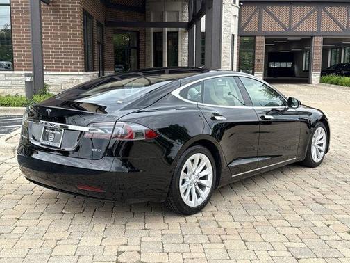 2017 Tesla Model S 90D