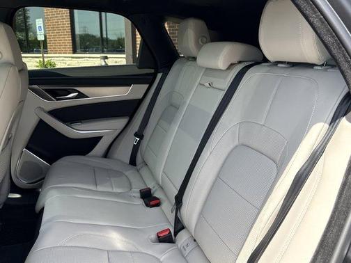 2026 Jaguar F-PACE P250 R-Dynamic S