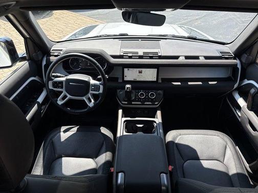2023 Land Rover Defender 110 X-Dynamic SE