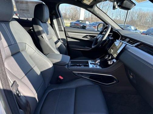 2024 Jaguar F-PACE P400 R-Dynamic S