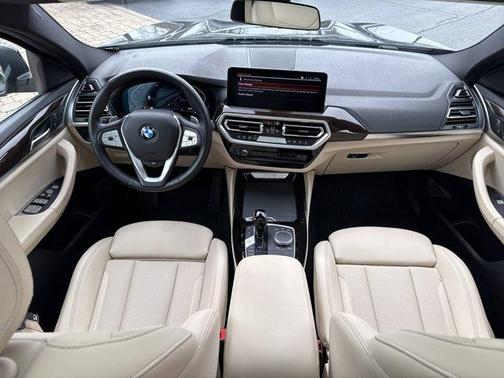 2022 BMW X4 xDrive30i