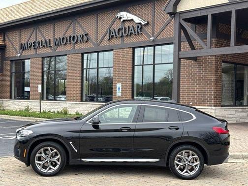 2022 BMW X4 xDrive30i