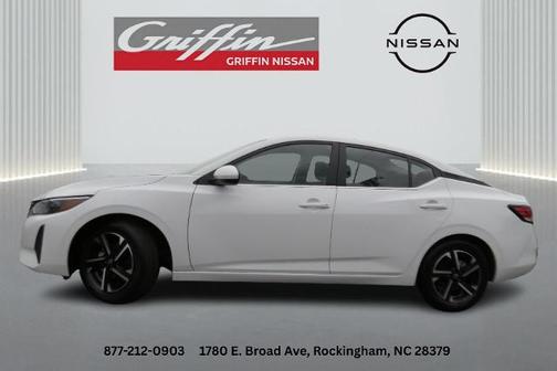 Cloud White 2025 Nissan Sentra SV