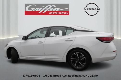 Cloud White 2025 Nissan Sentra SV