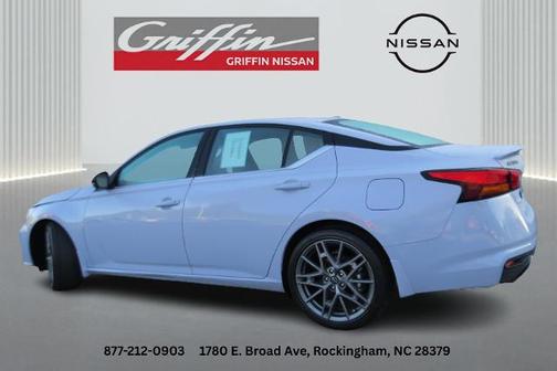 Gray Sky Pearl 2024 Nissan Altima 2.0 SR