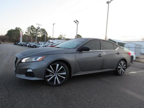 2021 Nissan Altima 2.5 SR