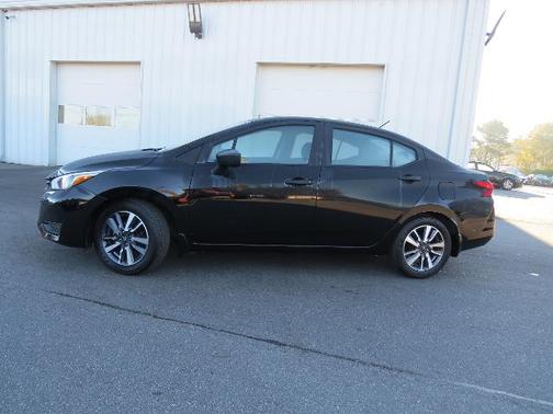 2024 Nissan Versa 1.6 S