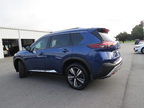 2022 Nissan Rogue Platinum