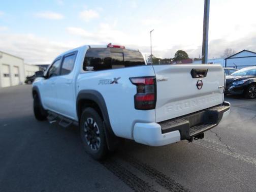 2023 Nissan Frontier PRO-X
