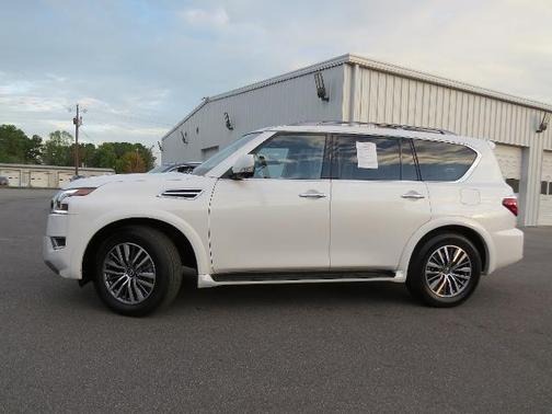 2023 Nissan Armada SL