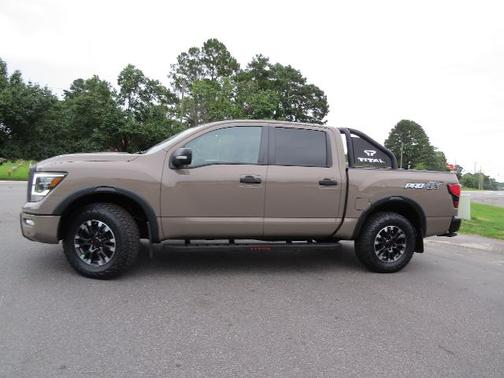 2023 Nissan Titan PRO-4X