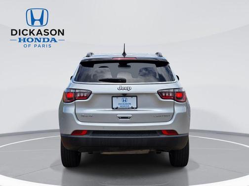 Silver Zynith Metallic Clearcoat 2025 Jeep Compass Limited