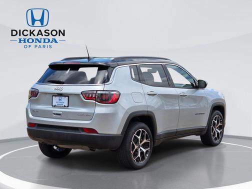 Silver Zynith Metallic Clearcoat 2025 Jeep Compass Limited