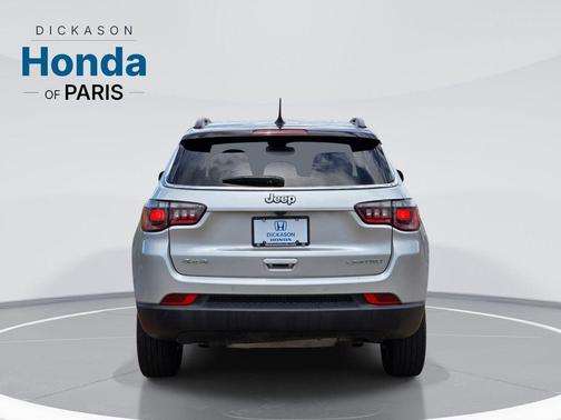 Silver Zynith Metallic Clearcoat 2025 Jeep Compass Limited