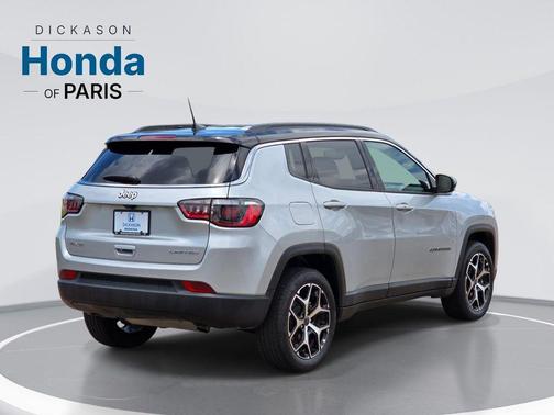 Silver Zynith Metallic Clearcoat 2025 Jeep Compass Limited