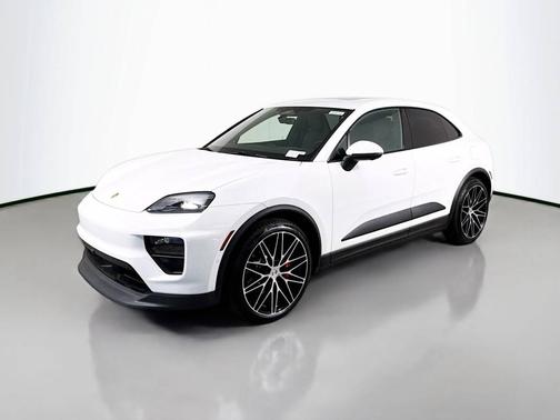 2025 Porsche Macan 