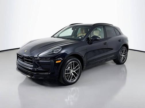 Jet Black Metallic 2026 Porsche Macan