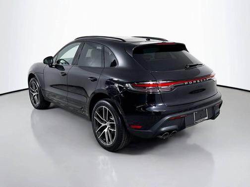 Jet Black Metallic 2026 Porsche Macan