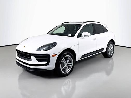 2025 Porsche Macan 