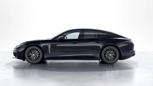 2023 Porsche Panamera 