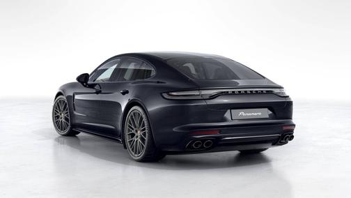 2023 Porsche Panamera 
