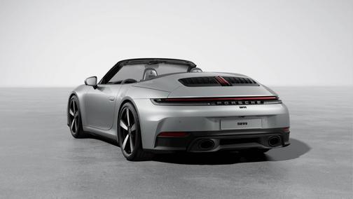 GT Silver Metallic 2025 Porsche 911