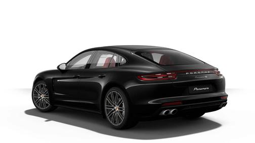 2018 Porsche Panamera 