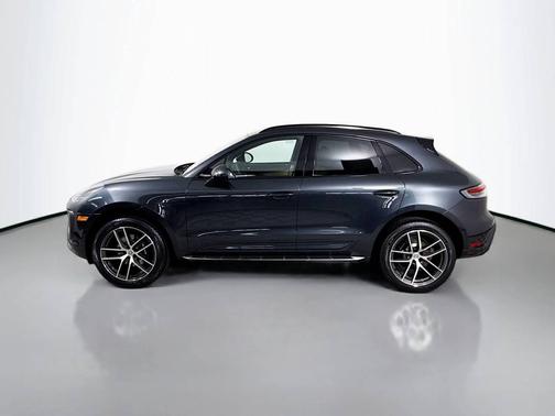 Volcano Grey Metallic 2026 Porsche Macan