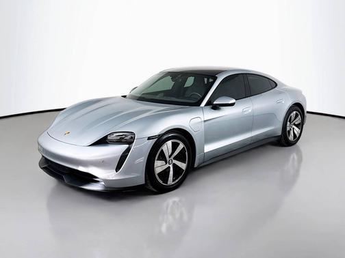 2022 Porsche Taycan 