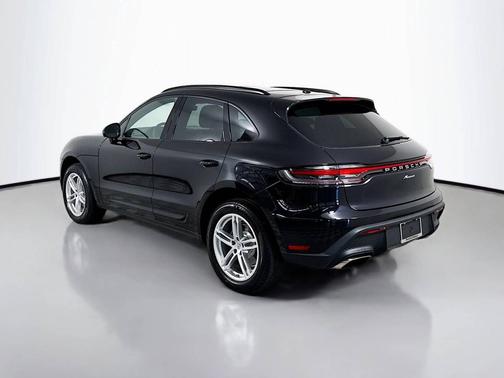 2025 Porsche Macan 
