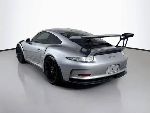 GT-Silver Metallic 2016 Porsche 911